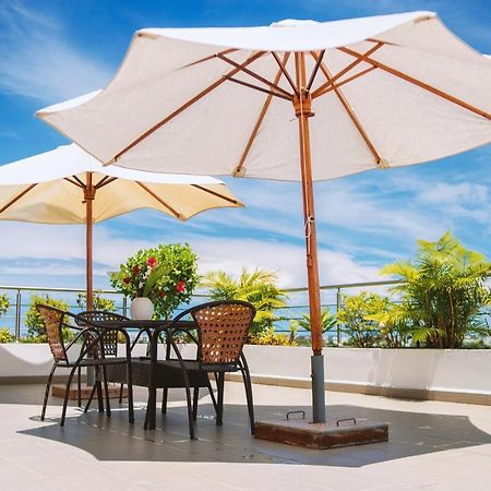 تاوماسينا The Streamliner Hotel Apartment المظهر الخارجي الصورة