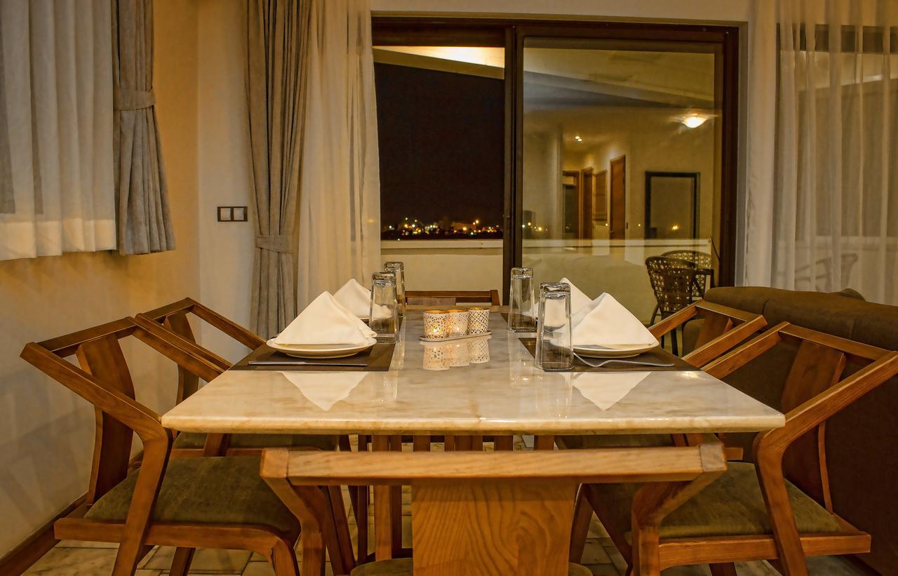 تاوماسينا The Streamliner Hotel Apartment المظهر الخارجي الصورة