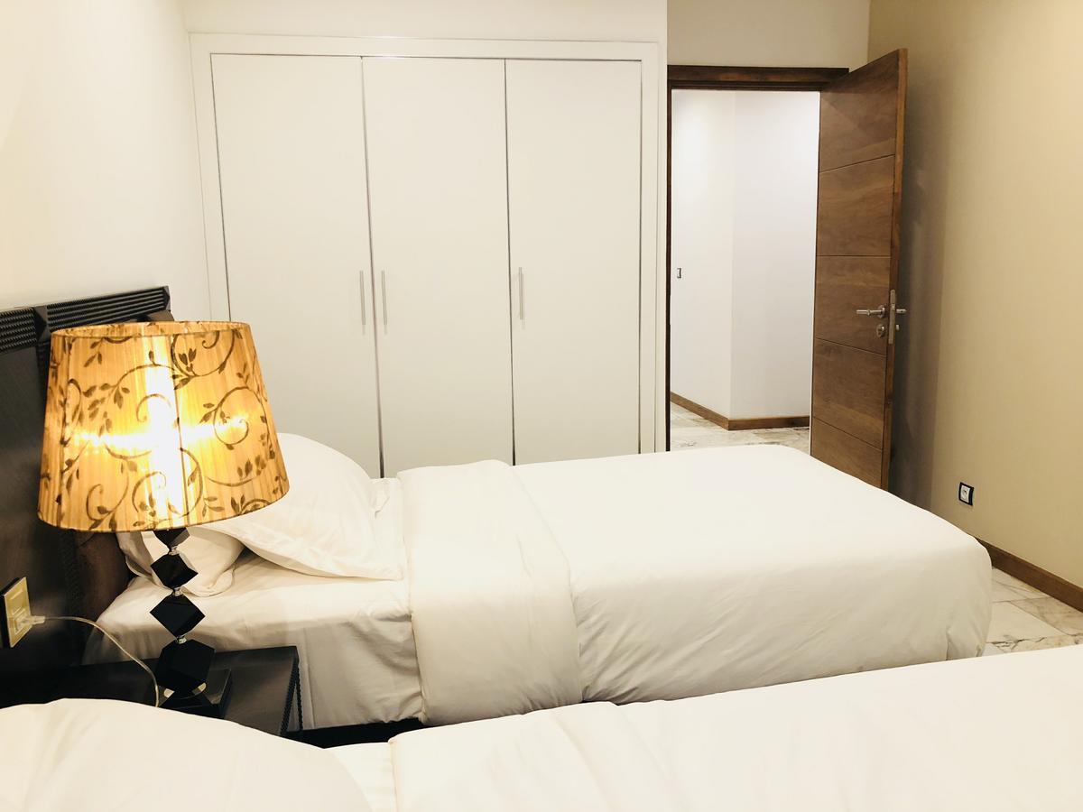 تاوماسينا The Streamliner Hotel Apartment المظهر الخارجي الصورة